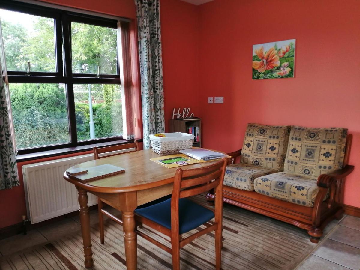 Lynn'S Lodge, International Airport 15Mins Randalstown 외부 사진